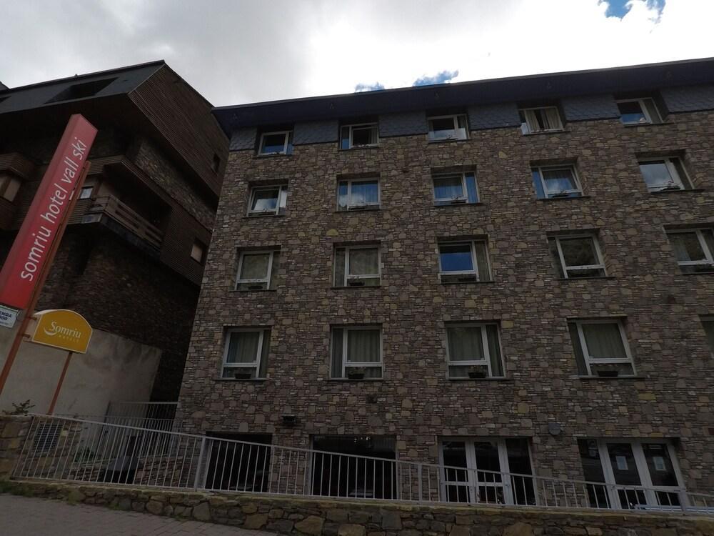 Somriu Hotel Vall Ski インクレス エクステリア 写真