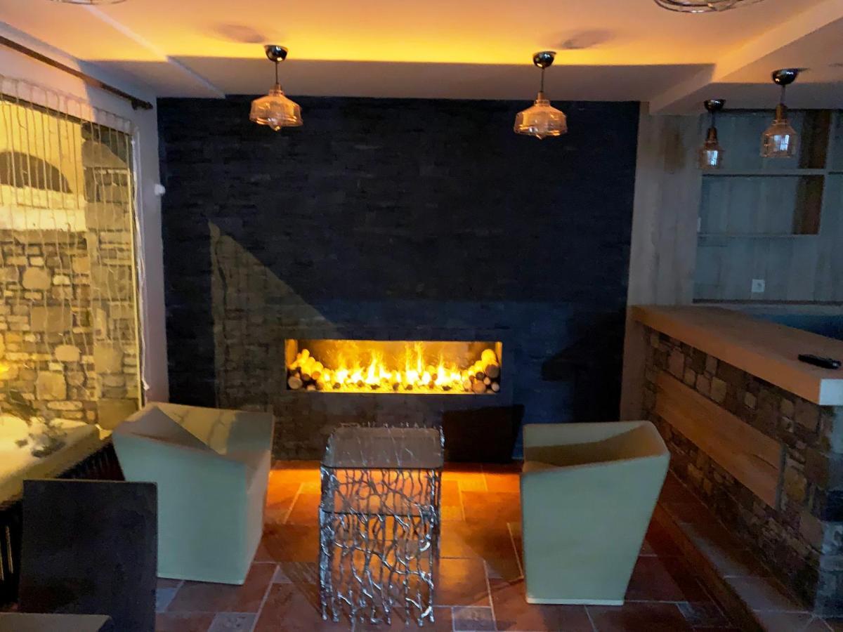 Somriu Hotel Vall Ski インクレス エクステリア 写真