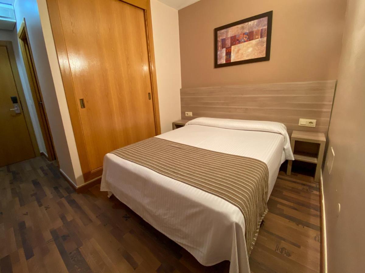 Somriu Hotel Vall Ski インクレス エクステリア 写真