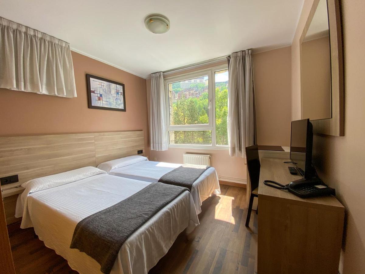 Somriu Hotel Vall Ski インクレス エクステリア 写真