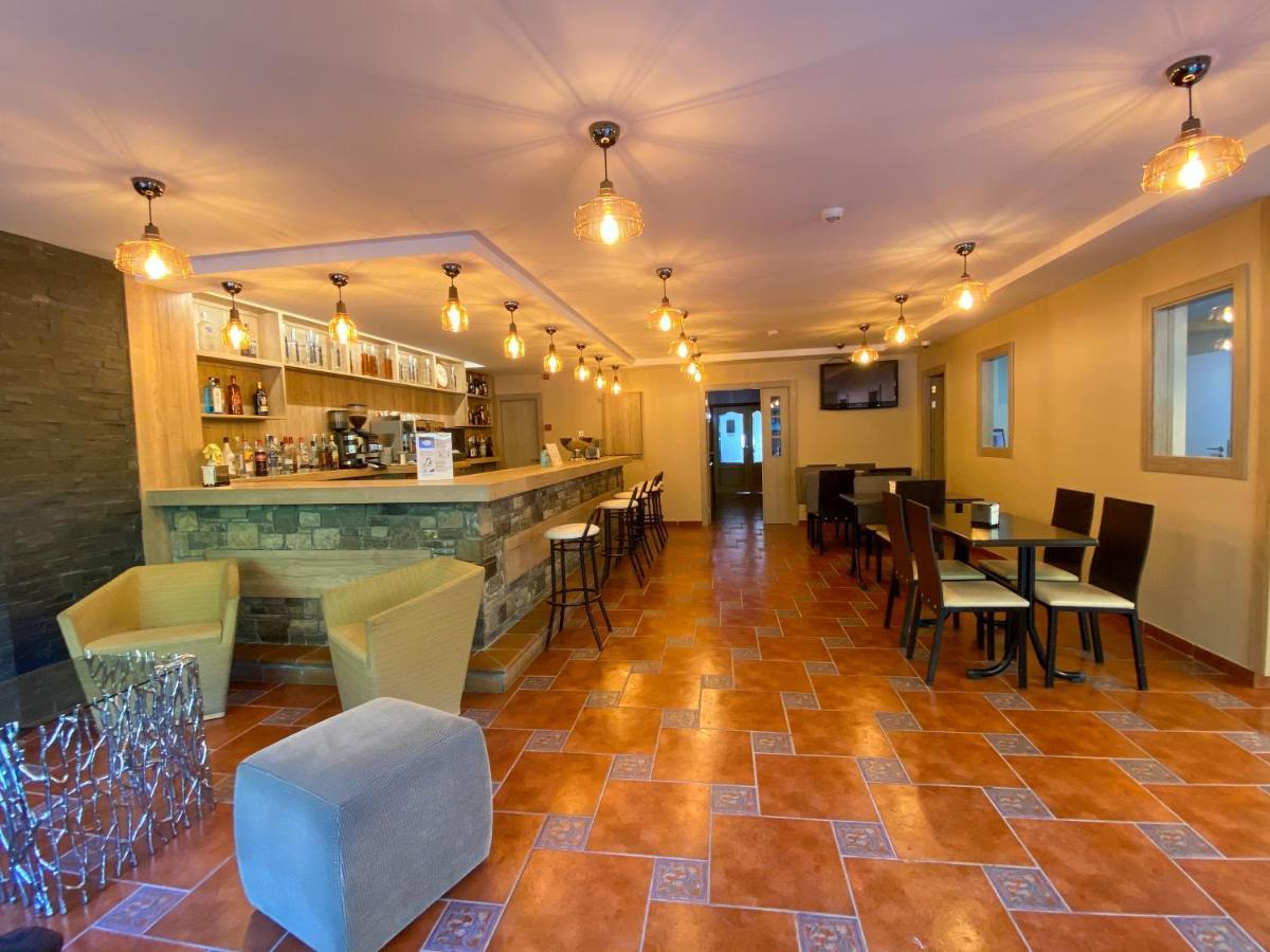 Somriu Hotel Vall Ski インクレス エクステリア 写真